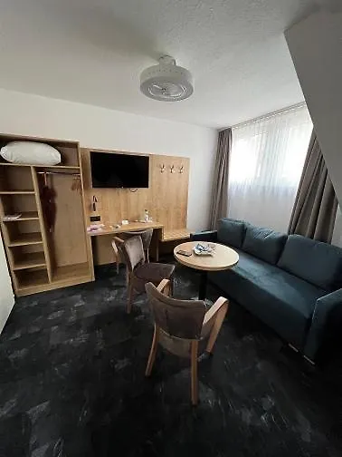 Hotel Alpha Ανόβερο 3*,